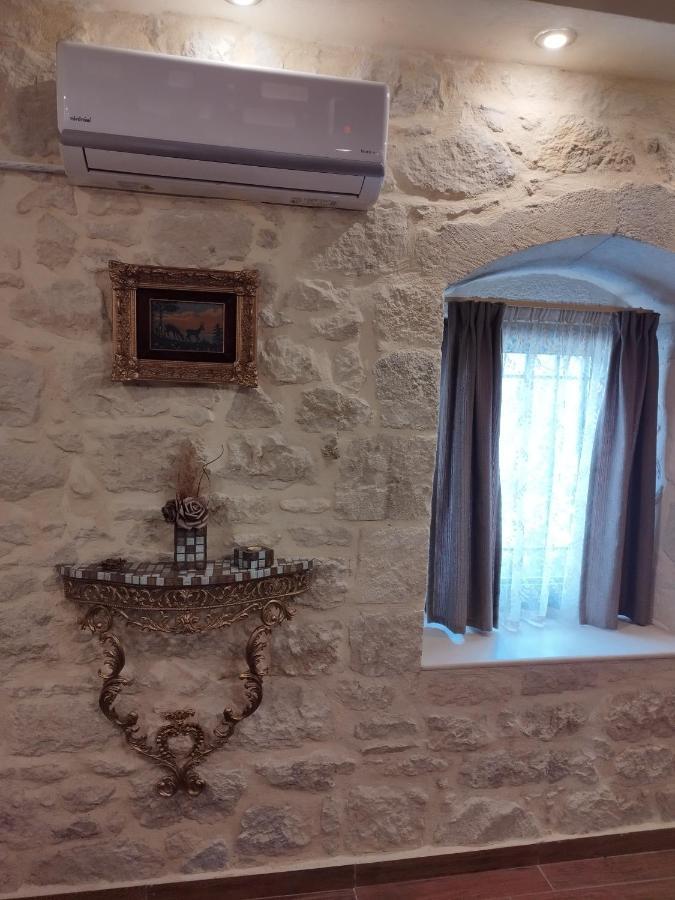 Amazing Stone Villas Kapetaniana Exterior photo